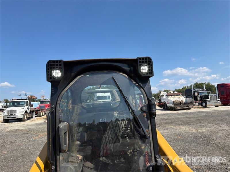 CAT 299D3 XE Two-Speed Compact Track Loader Skid steer loaders