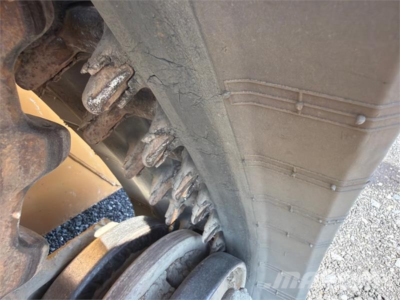 CAT 299D3 XE Two-Speed Compact Track Loader Skid steer loaders