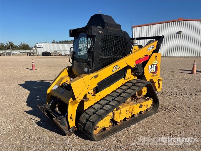 CAT 299D3 XE Two-Speed High Flow Compact Track Loader لوادر انزلاقية التوجيه