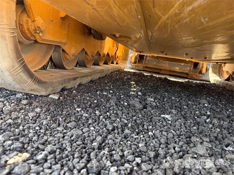 CAT 299D3 XE Two-Speed Compact Track Loader Skid steer loaders