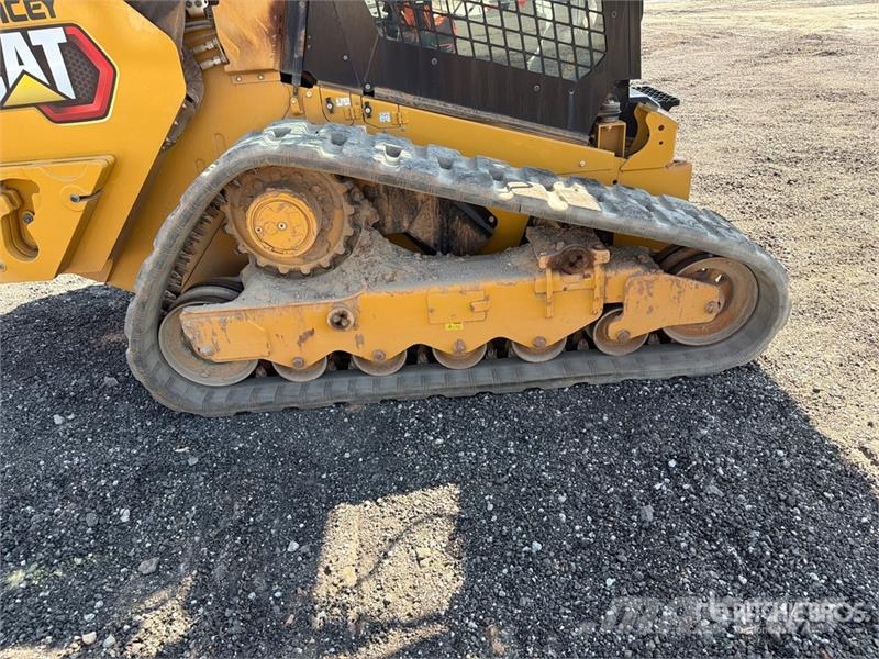 CAT 299D3 XE Two-Speed Compact Track Loader Skid steer loaders