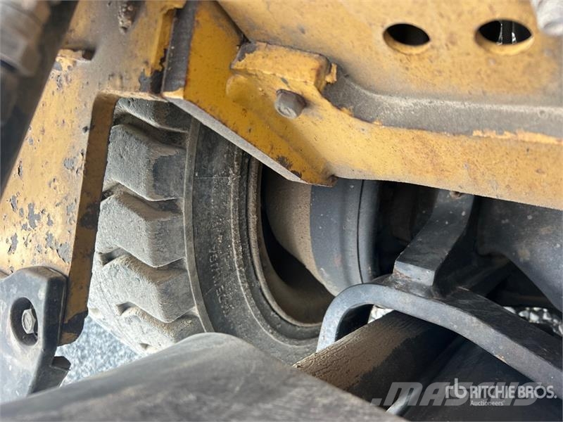 CAT 2P6000 Pneumatic Tire Forklift (Inoperable) 그 외 지게차
