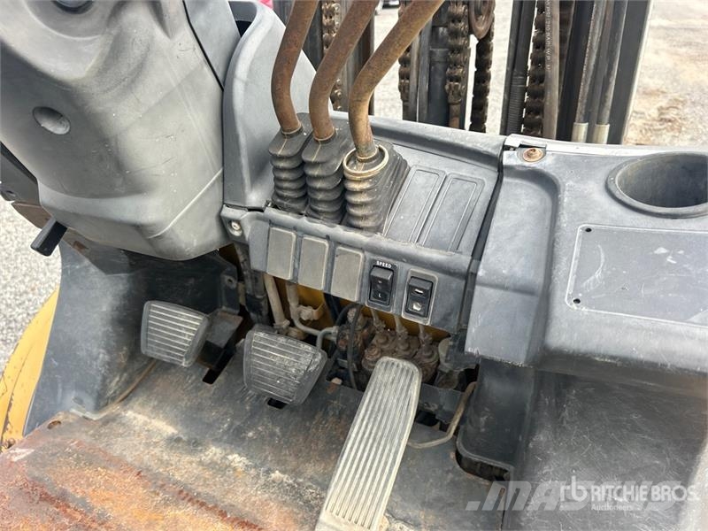 CAT 2P6000 Pneumatic Tire Forklift (Inoperable) 그 외 지게차