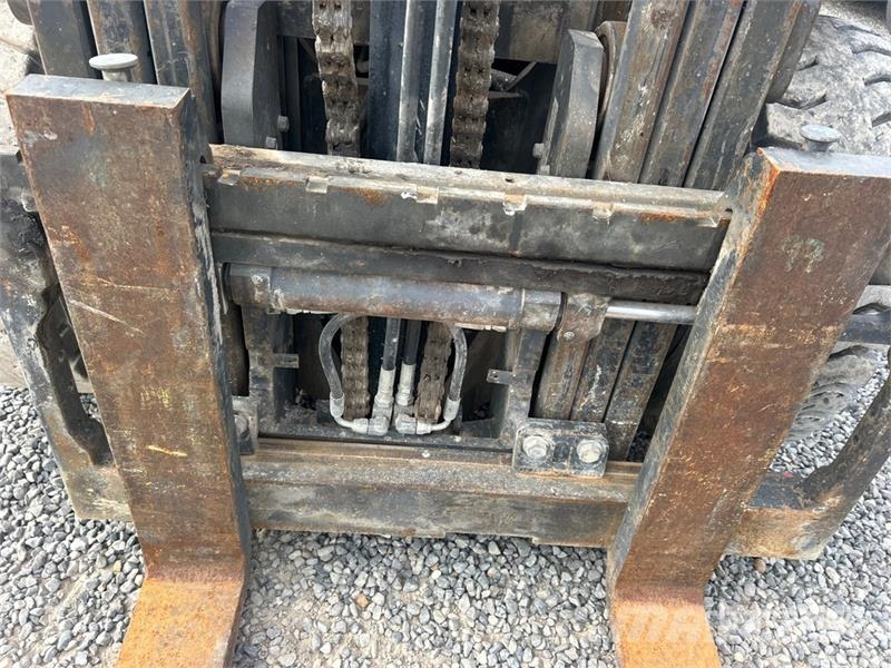 CAT 2P6000 Pneumatic Tire Forklift (Inoperable) 그 외 지게차