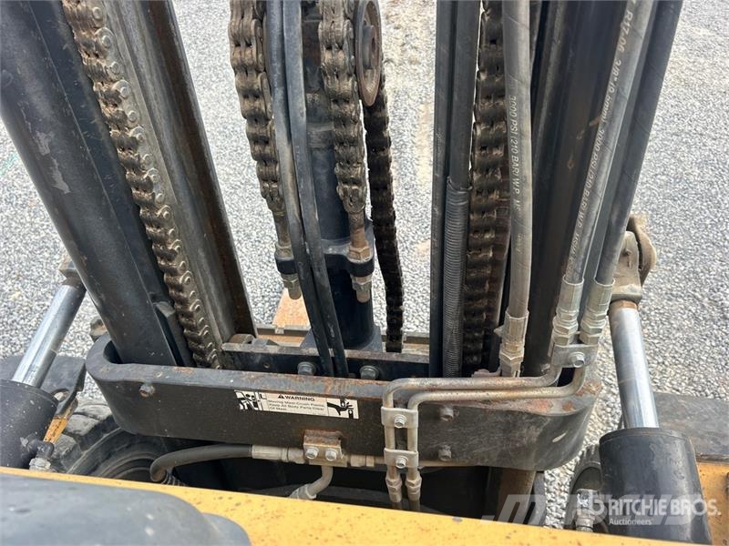 CAT 2P6000 Pneumatic Tire Forklift (Inoperable) 그 외 지게차