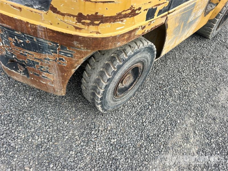 CAT 2P6000 Pneumatic Tire Forklift (Inoperable) 그 외 지게차