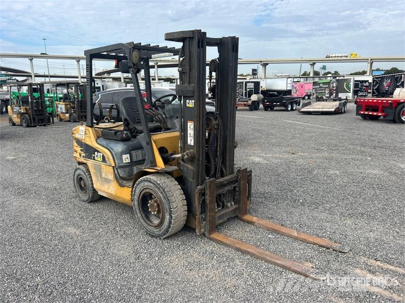 CAT 2P6000 Pneumatic Tire Forklift (Inoperable) 그 외 지게차