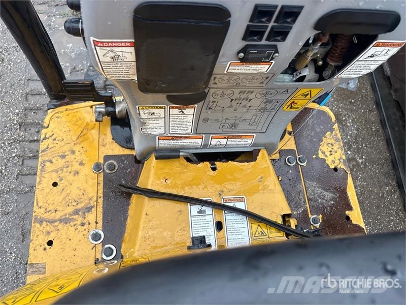 CAT 300.9D Mini Excavator Mini ekskavatörler, 7 tona dek