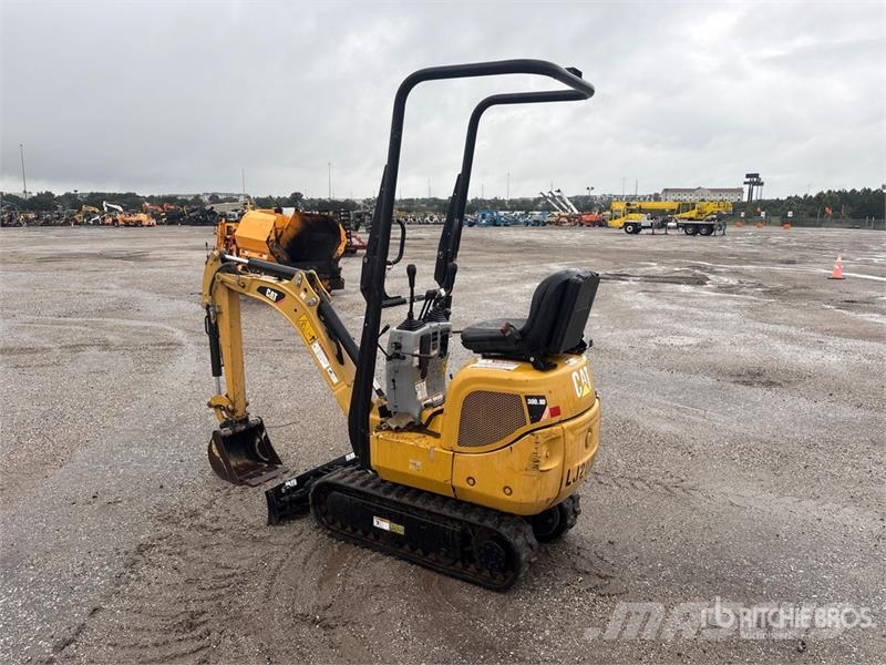CAT 300.9D Mini Excavator Mini ekskavatörler, 7 tona dek