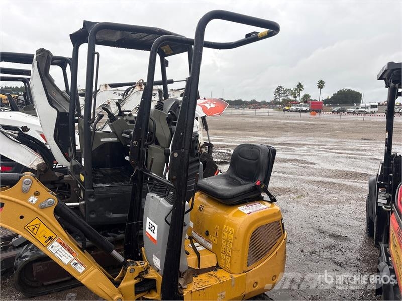 CAT 300.9D Mini Excavator Mini ekskavatörler, 7 tona dek