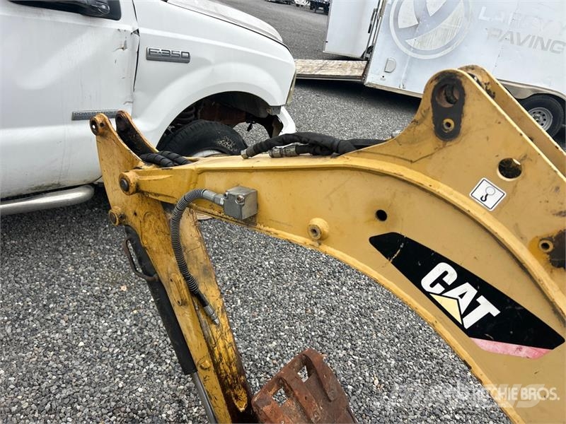 CAT 301.4C Quantity of 2 Mini Excavator (Inoperable) Mini bagri <7t