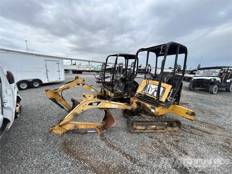 CAT 301.4C Quantity of 2 Mini Excavator (Inoperable) Mini bagri <7t