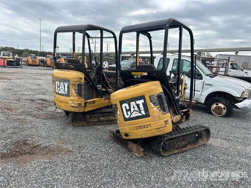 CAT 301.4C Quantity of 2 Mini Excavator (Inoperable) Mini bagri <7t