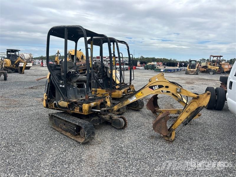 CAT 301.4C Quantity of 2 Mini Excavator (Inoperable) Mini bagri <7t