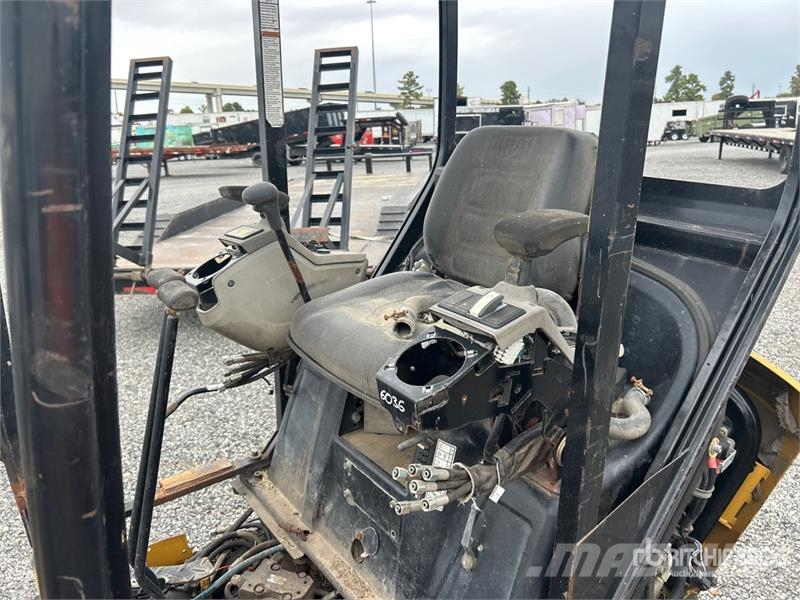 CAT 301.4C Quantity of 2 Mini Excavator (Inoperable) Mini bagri <7t