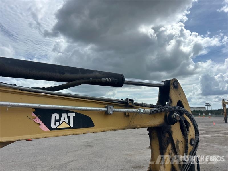 CAT 302.7D CR Mini Excavator Mini ekskavatori < 7 t