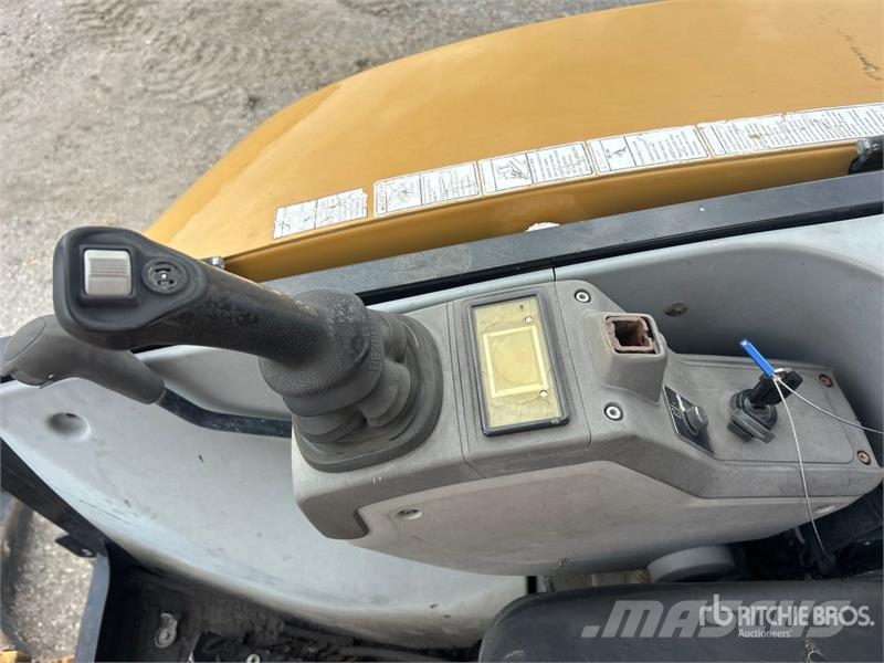 CAT 302.7D CR Mini Excavator Mini ekskavatori < 7 t