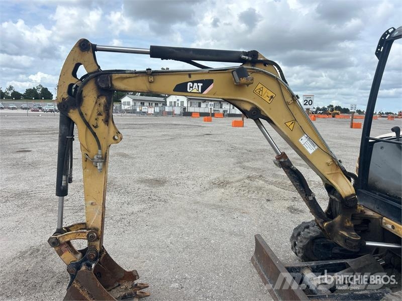 CAT 302.7D CR Mini Excavator Mini ekskavatori < 7 t