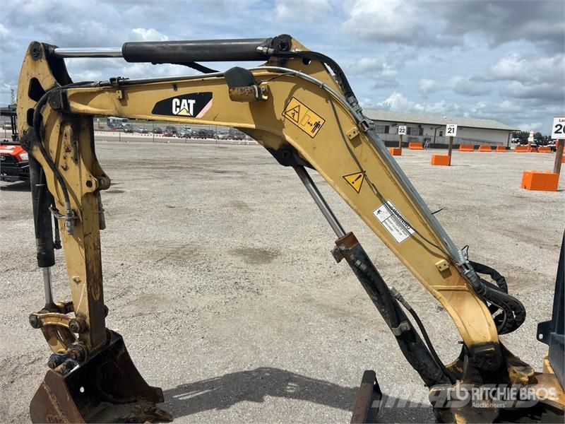 CAT 302.7D CR Mini Excavator Mini ekskavatori < 7 t