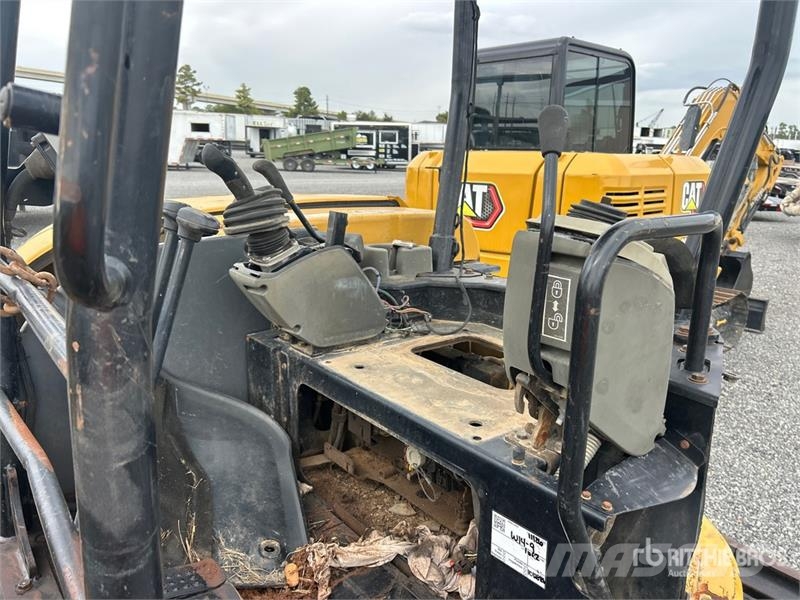 CAT 303.5E2CR Mini Excavator (Inoperable) Mini bagri <7t