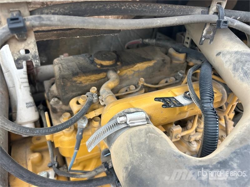 CAT 303.5E2CR Mini Excavator (Inoperable) Mini bagri <7t