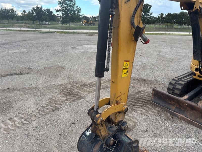 CAT 303E CR Mini ekskavatori < 7 t