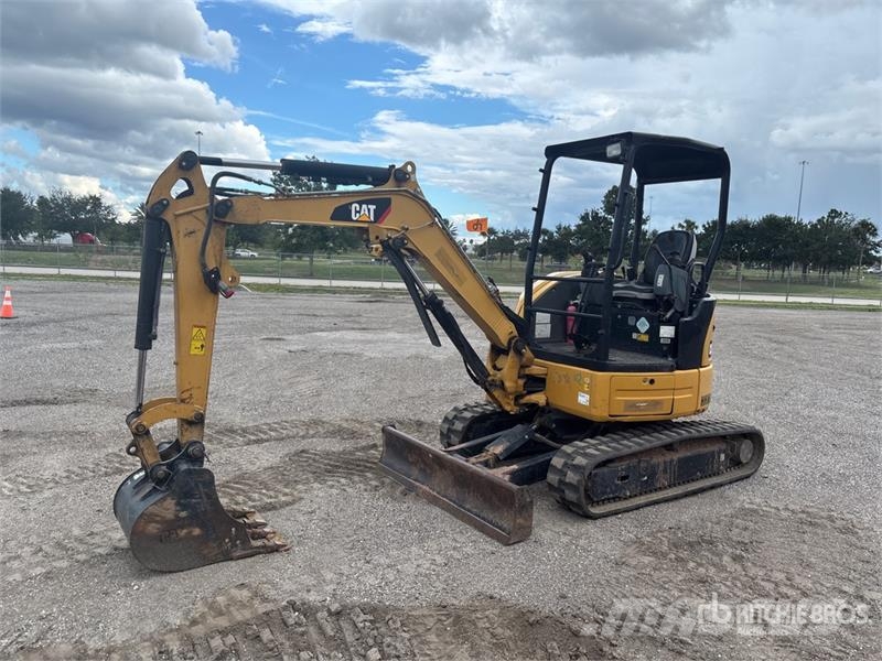CAT 303E CR Mini ekskavatori < 7 t
