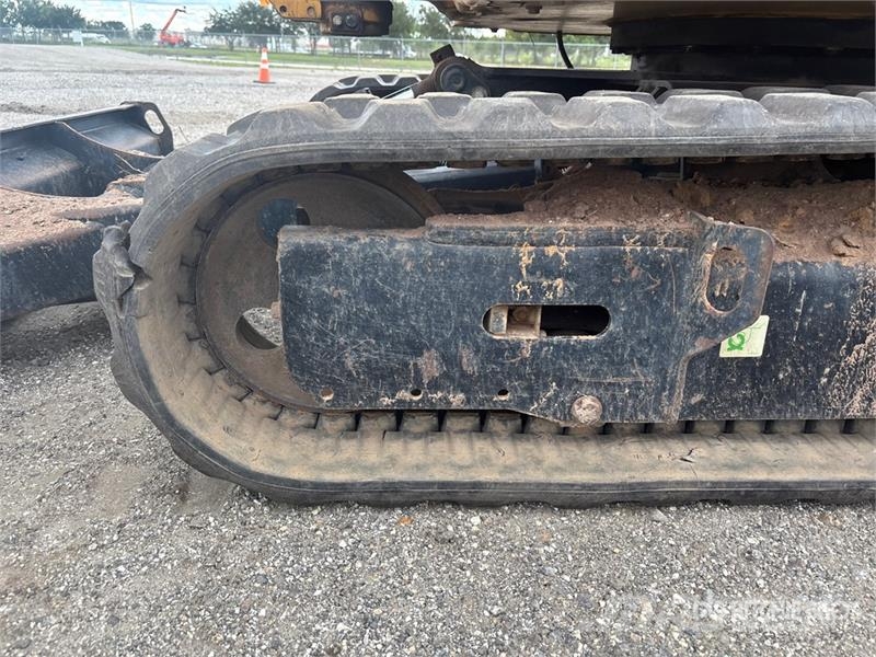 CAT 303E CR Mini ekskavatori < 7 t