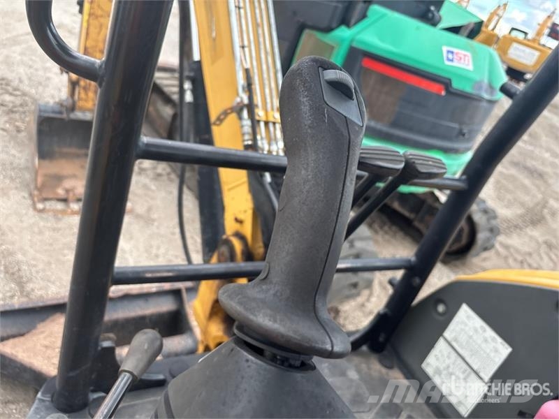 CAT 303E CR Mini ekskavatori < 7 t