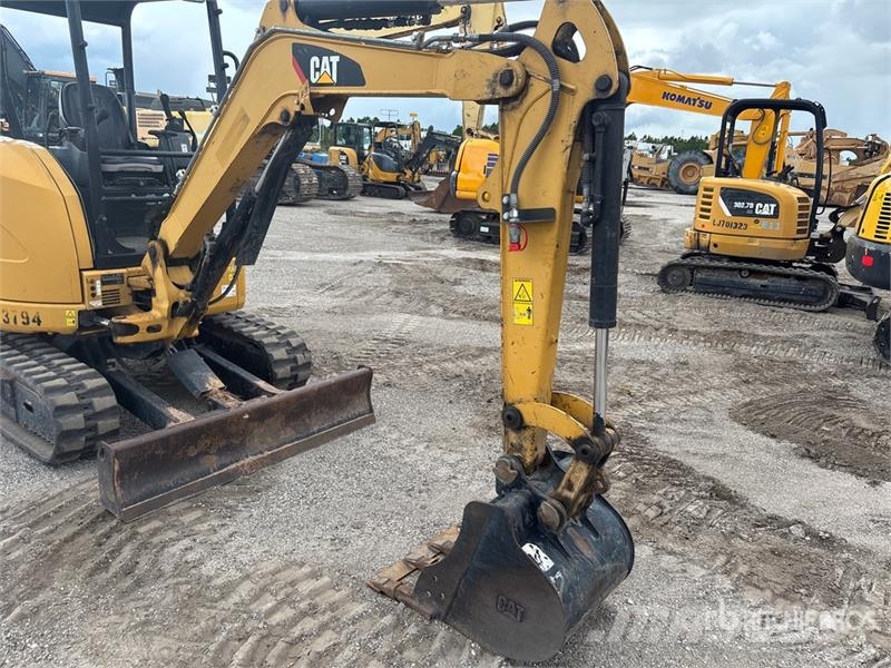 CAT 303E CR Mini ekskavatori < 7 t