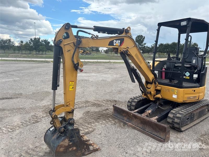 CAT 303E CR Mini ekskavatori < 7 t