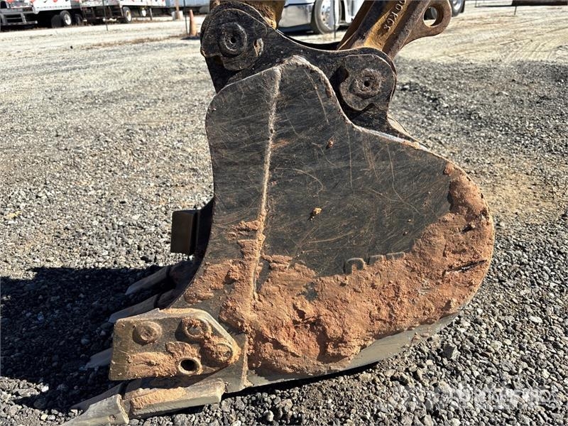 CAT 303E CR Minigrävare < 7t