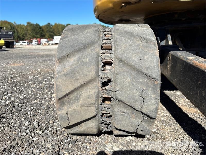 CAT 303E CR Minigrävare < 7t