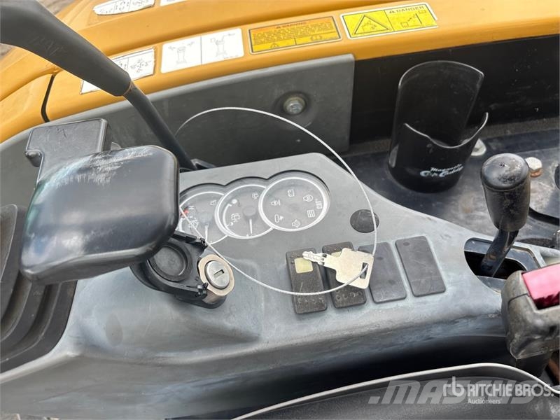 CAT 303E CR Mini ekskavatori < 7 t