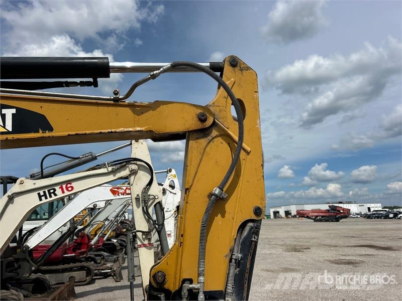CAT 304E2 CR Mini bageri <7t