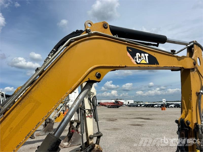 CAT 304E2 CR Mini bageri <7t