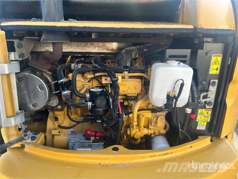 CAT 304E2 CR Mini excavatoare < 7t