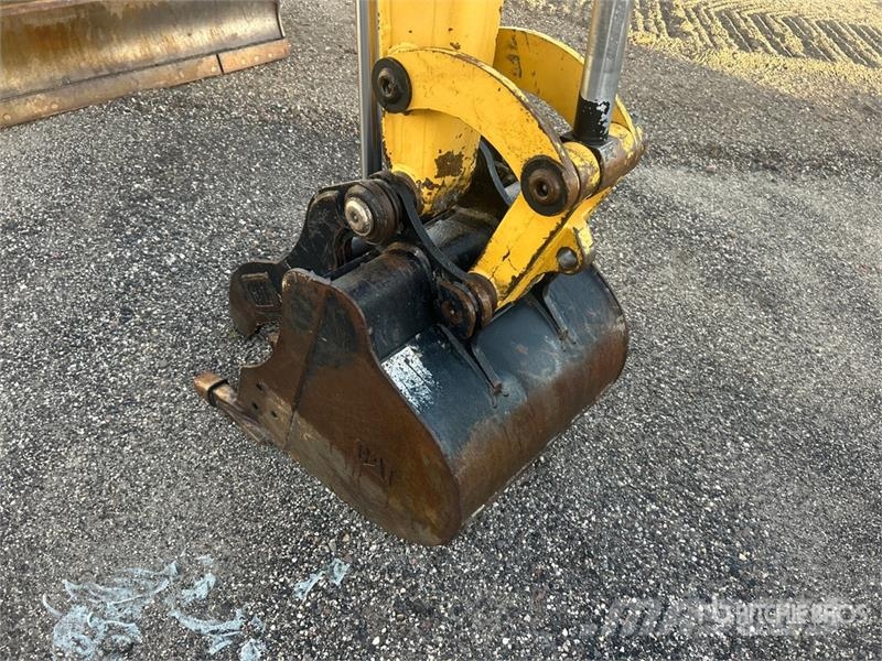 CAT 304E2 CR Mini excavatoare < 7t