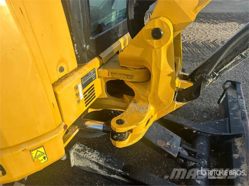 CAT 304E2 CR Mini excavatoare < 7t