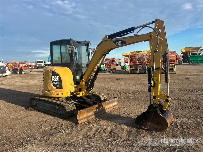 CAT 304E2 CR Mini excavatoare < 7t