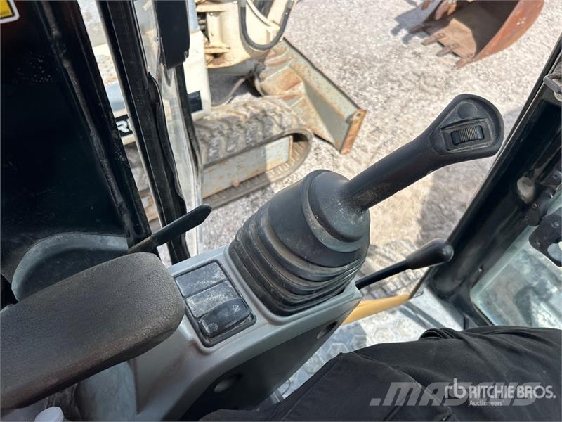 CAT 304E2 CR Mini bageri <7t