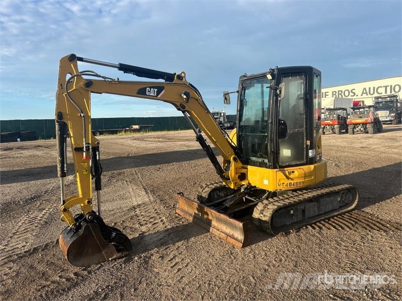 CAT 304E2 CR Mini excavatoare < 7t