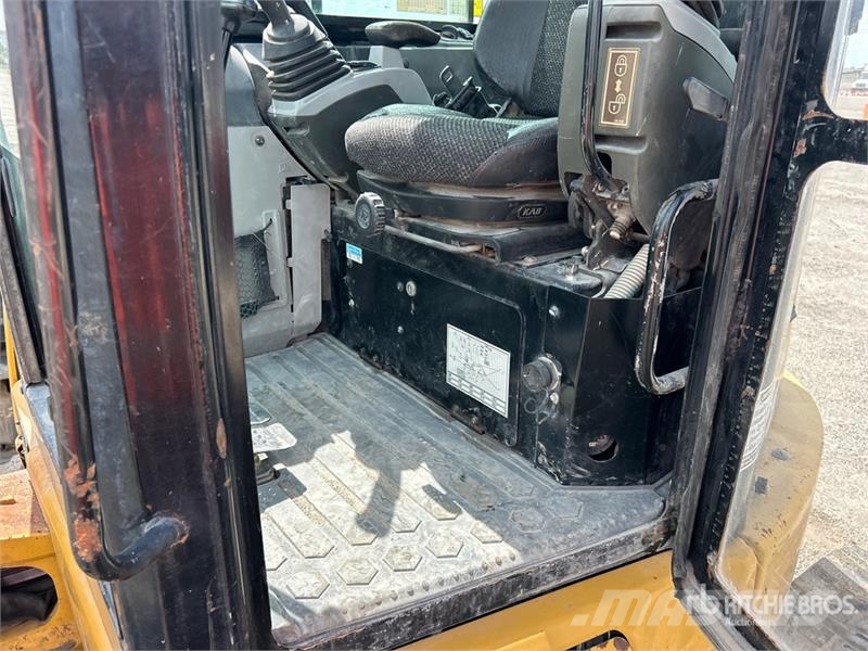 CAT 304E2 CR Mini bageri <7t