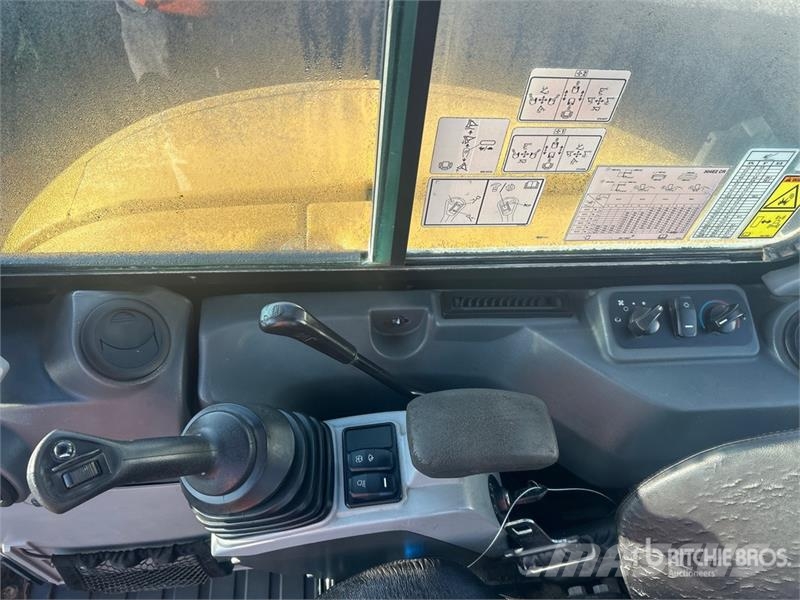 CAT 304E2 CR Mini excavatoare < 7t