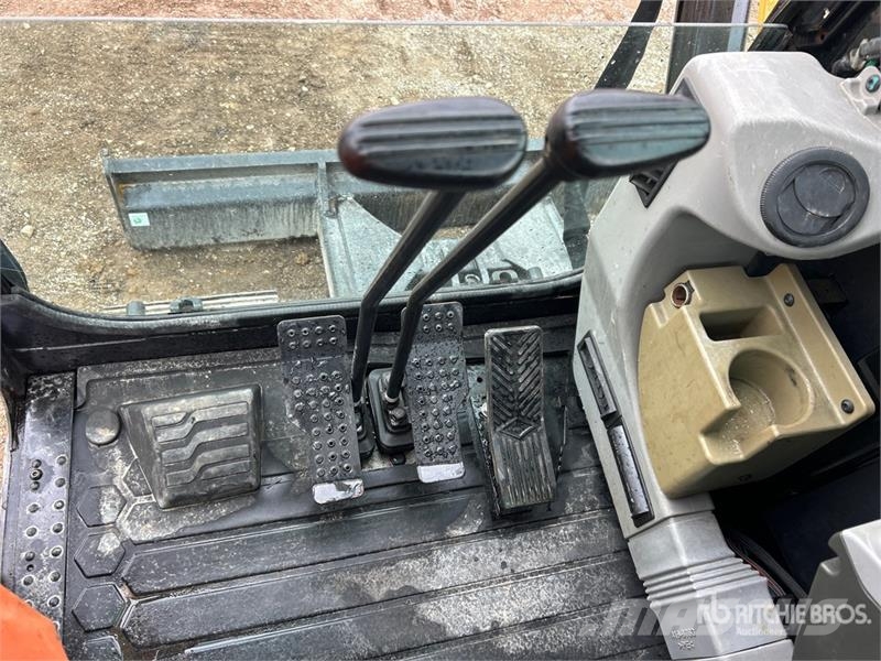 CAT 305.5E2 Mini Excavator Miniescavadeiras < 7t (Mini escavadeiras)