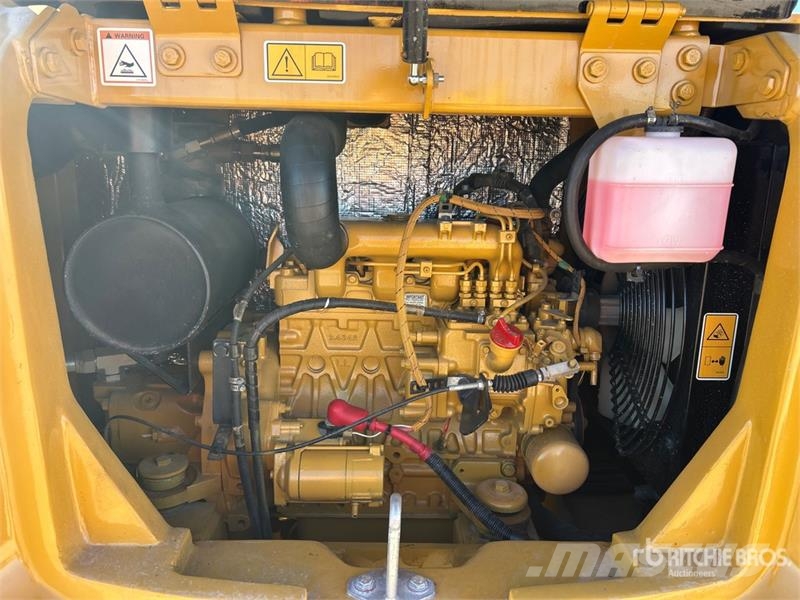 CAT 305.5E2 Mini Excavator Mini bagri <7t