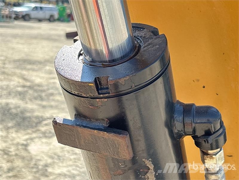 CAT 305.5E2 Mini Excavator Miniexcavadoras