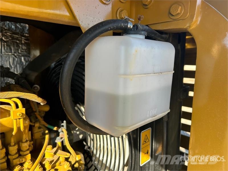 CAT 305.5E2 Mini Excavator Mini bagri <7t