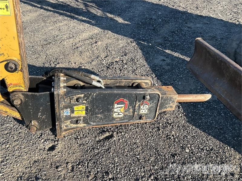 CAT 305E CR Mini Excavator Mini bagri <7t