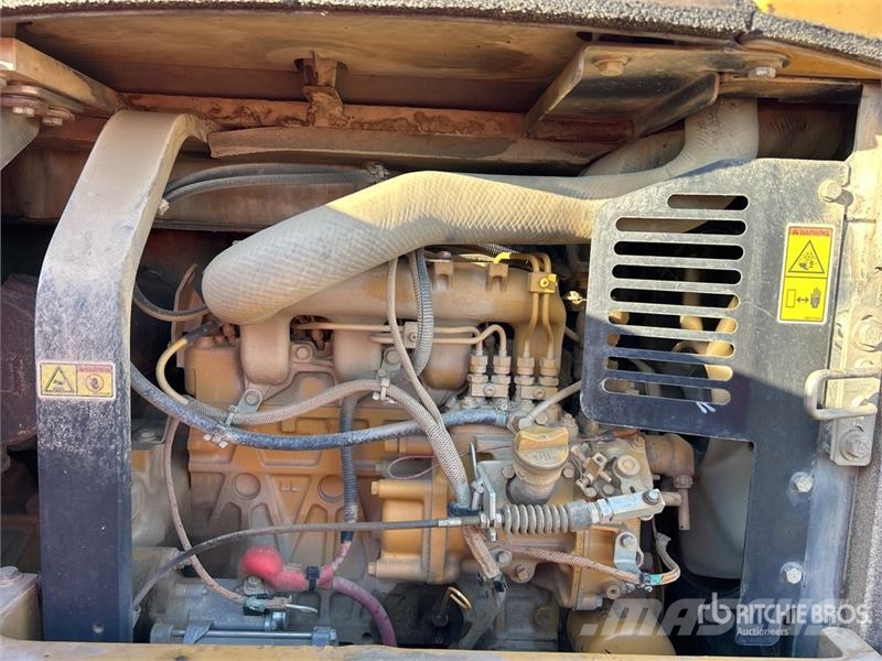 CAT 305E CR Mini Excavator Mini bagri <7t